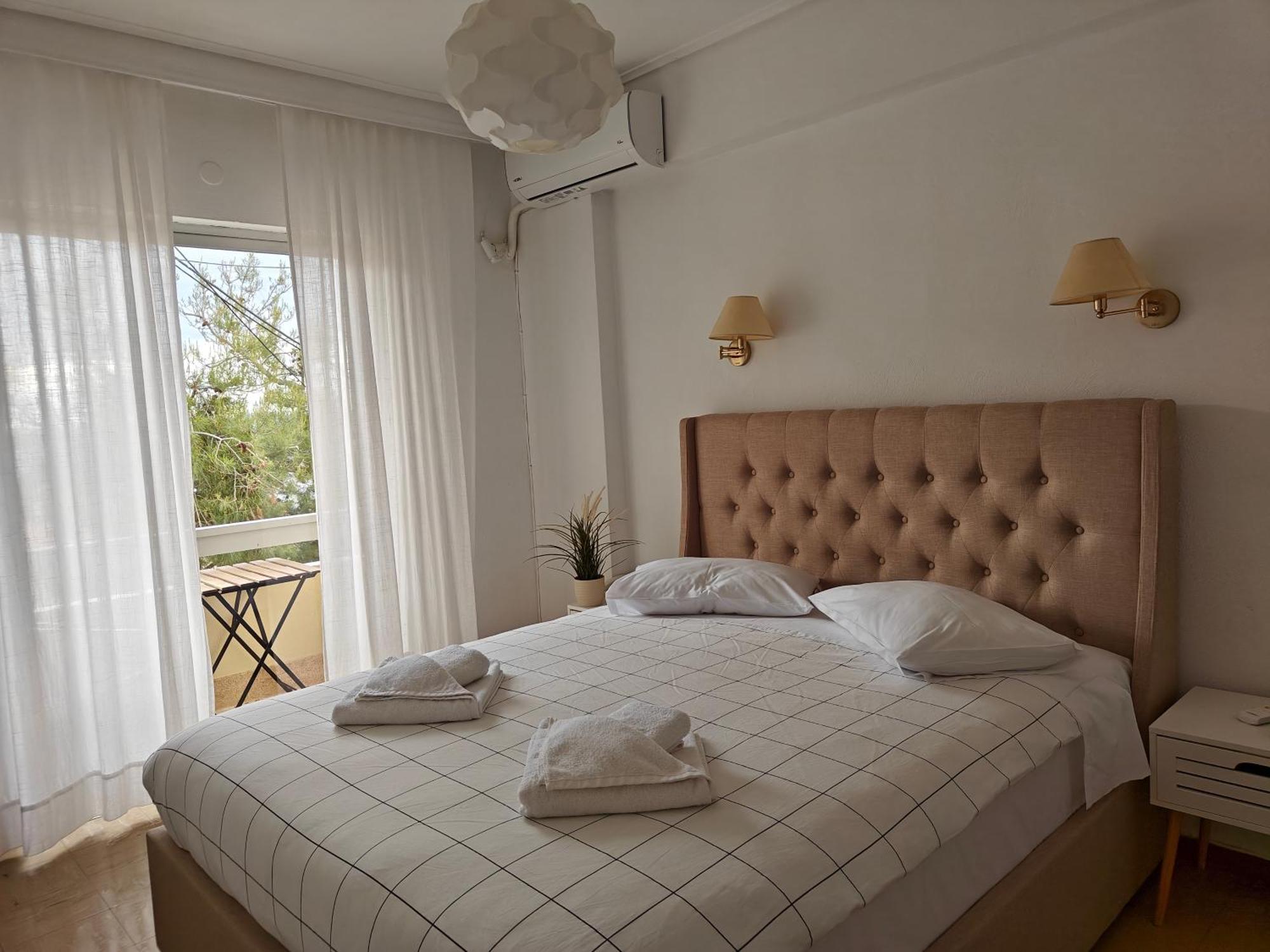 Hotel Rania Lutrá Edipszú Kültér fotó